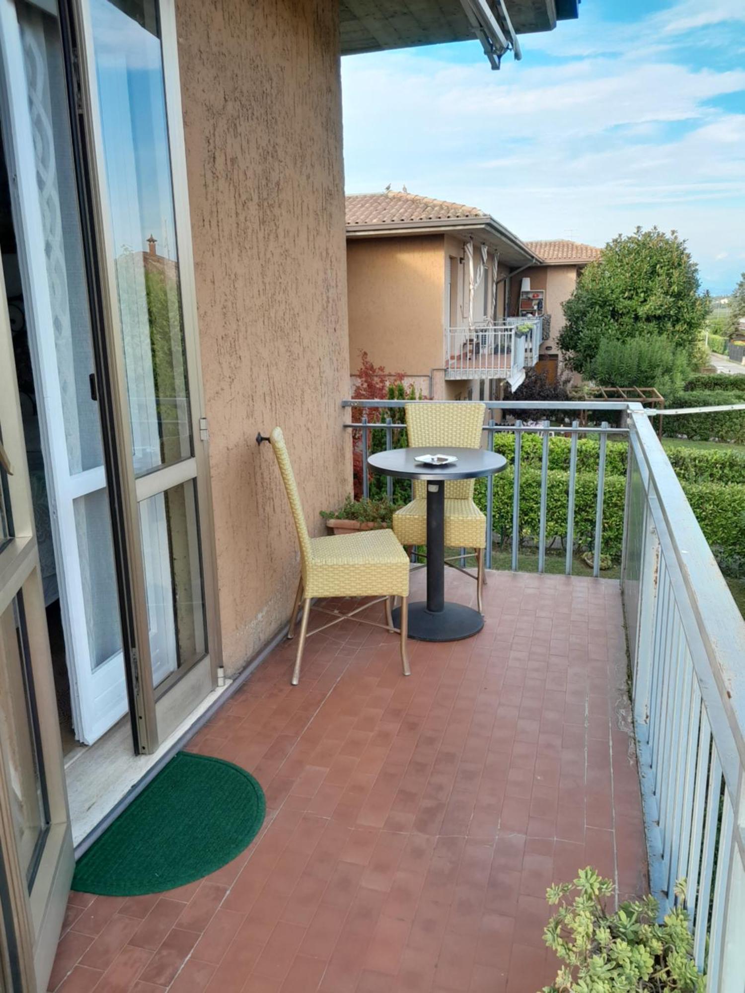 Casa Dell' Ulivo Apartment Desenzano del Garda Bagian luar foto