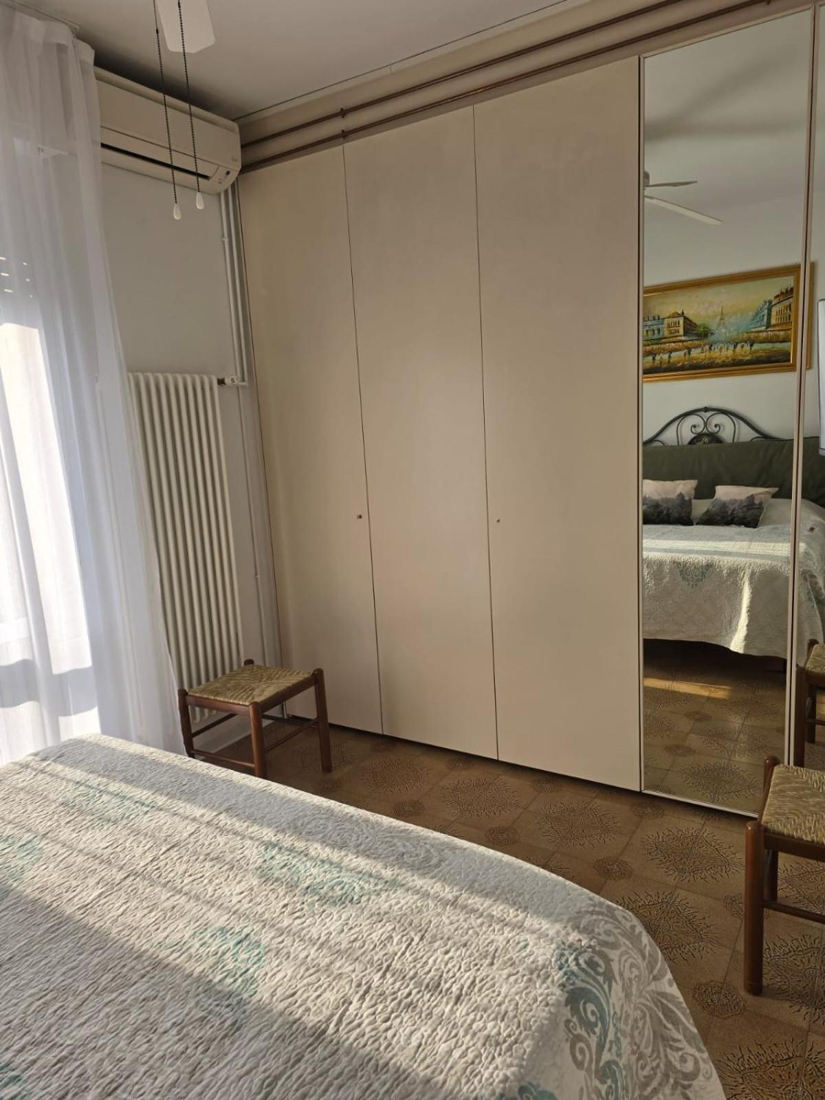 Casa Dell' Ulivo Apartment Desenzano del Garda Bagian luar foto