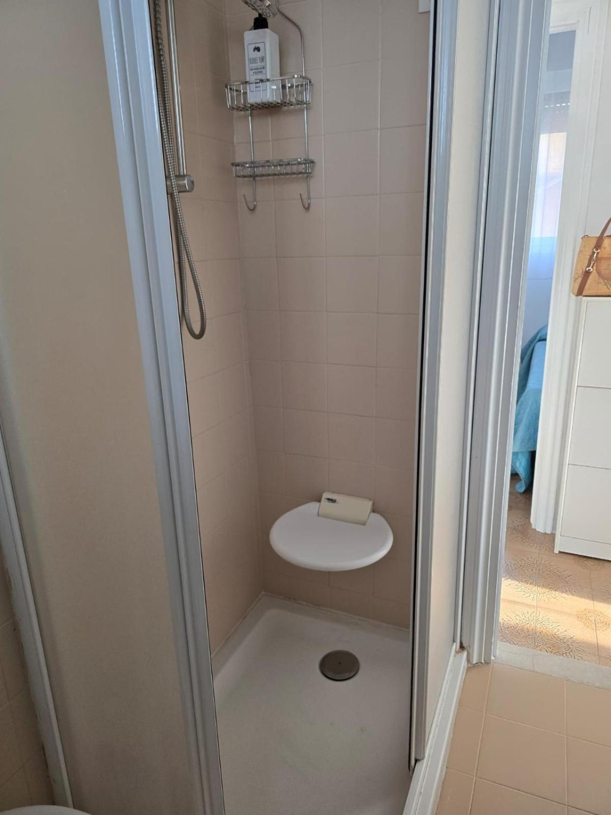 Casa Dell' Ulivo Apartment Desenzano del Garda Bagian luar foto